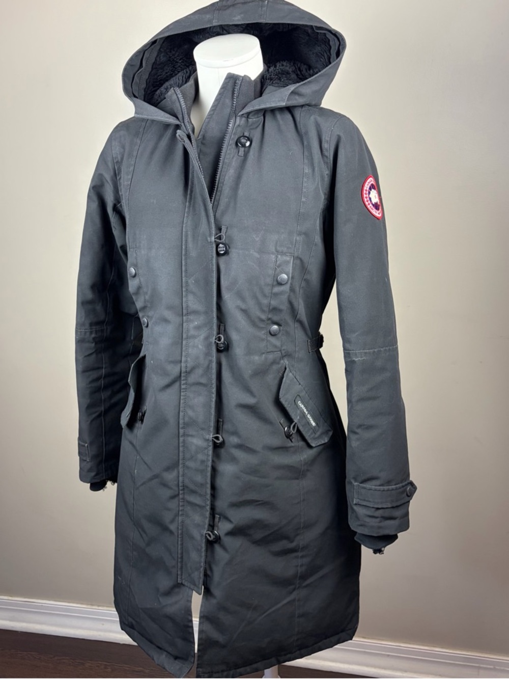 Canada Goose Women's S Black Hooded Long Parka Flawed and heavy used